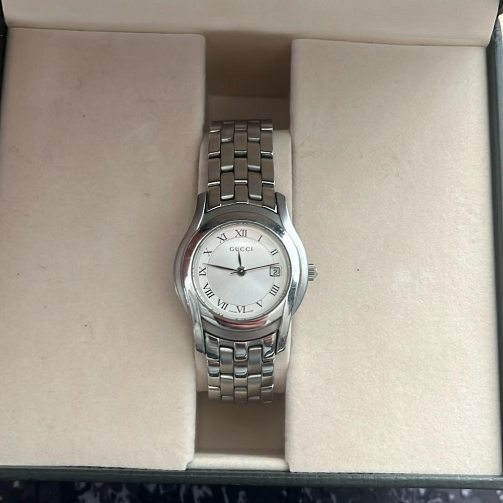 Authentic EUC Stainless Steel Gucci Watch